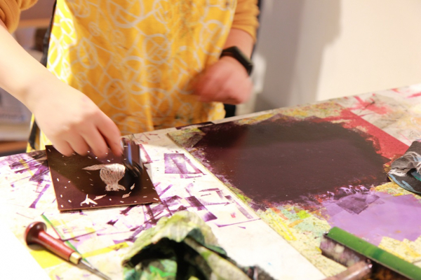 Grafick&aacute; d&iacute;lna barevn&eacute;ho linorytu